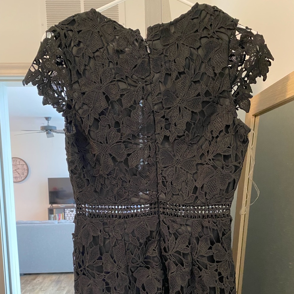 Perfect LBD - Picture 3 of 4